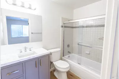 221 Elbridge Avenue #D, Cloverdale, CA 95425 - Photo 4
