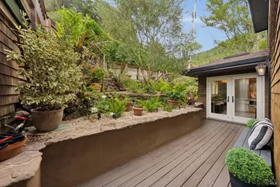 160 Piedmont Court, Larkspur, CA 94939 - Photo 32