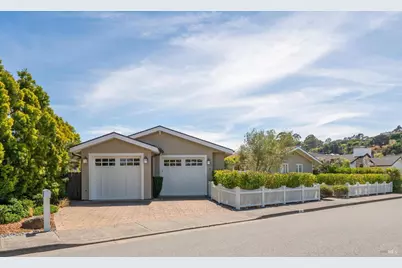 8 Saba Lane, Tiburon, CA 94920 - Photo 1