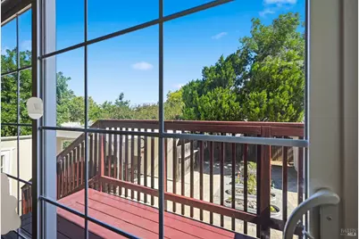 25 Linda Vista Street, Benicia, CA 94510 - Photo 38
