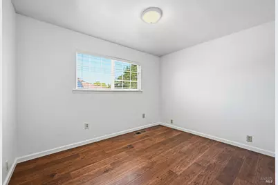 25 Linda Vista Street, Benicia, CA 94510 - Photo 18