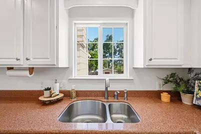 25 Linda Vista Street, Benicia, CA 94510 - Photo 26
