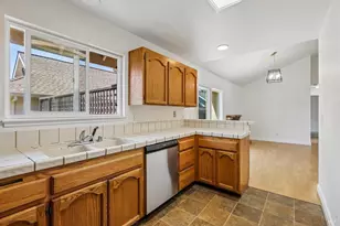 1443 Dandelion Way, Petaluma, CA 94954 - Photo 20