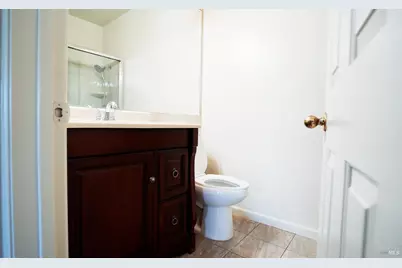 9 Manchester Lane, Fairfield, CA 94533 - Photo 22