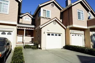 9 Manchester Ln, Fairfield, CA 94533 - Photo 2
