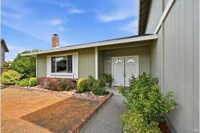 1657 Albin Way, Petaluma, CA 94954 - Photo 4