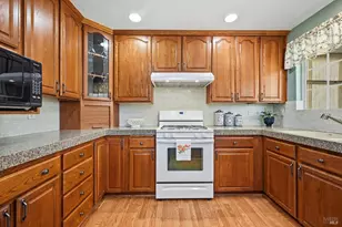 1657 Albin Way, Petaluma, CA 94954 - Photo 12
