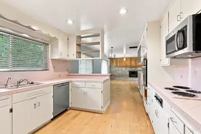 8607 Cypress Avenue, Cotati, CA 94931 - Photo 8