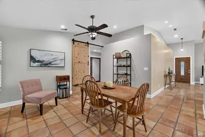 1610 W H Street, Dixon, CA 95620 - Photo 12