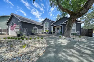 21410 Valley Oak Dr, Middletown, CA 95461 - Photo 2