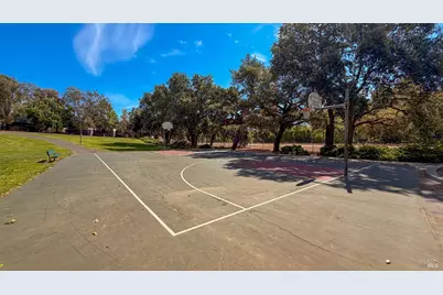 637 Beelard Drive, Vacaville, CA 95687 - Photo 36