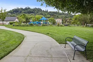 87 Almond Ct, San Rafael, CA 94903 - Photo 28