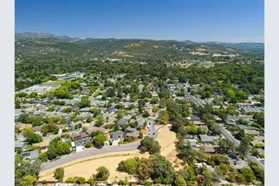 18847 Park Tree Lane, El Verano, CA 95476 - Photo 28