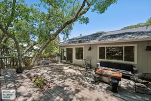 16 Wentworth Ln, Novato, CA 94949 - Photo 24