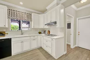 307 Zion Ct, Vacaville, CA 95687 - Photo 34
