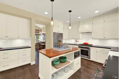 2440 Skyview Circle, Fairfield, CA 94534 - Photo 10
