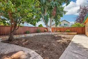 418 Larkin Dr, Benicia, CA 94510 - Photo 36