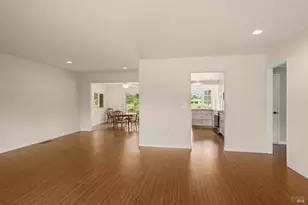 304 Mockingbird Cir, Santa Rosa, CA 95409 - Photo 16