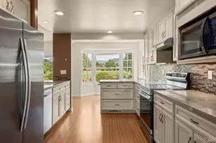 304 Mockingbird Cir, Santa Rosa, CA 95409 - Photo 26