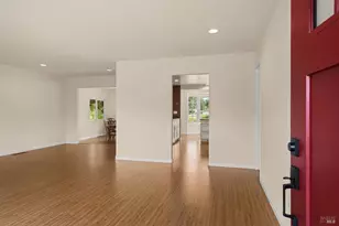 304 Mockingbird Cir, Santa Rosa, CA 95409 - Photo 8