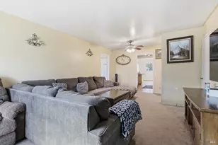 372 Cottonwood St, Vacaville, CA 95688 - Photo 4