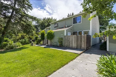 139 Vista View Drive, Cloverdale, CA 95425 - Photo 2
