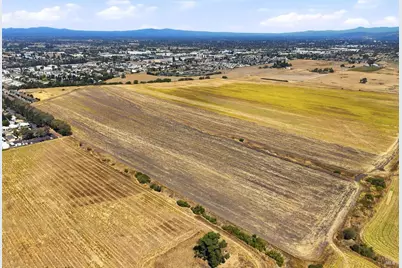 3755 SE Petaluma Hill Road, Santa Rosa, CA 95472 - Photo 8