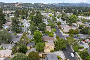 2123 2nd St, Napa, CA 94559 - Photo 2