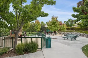 1933 Verbena Dr, Santa Rosa, CA 95404 - Photo 40