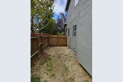1001 Camellia Court, Suisun City, CA 94585 - Photo 24