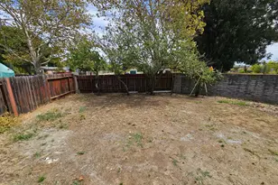 1001 Camellia Ct, Suisun City, CA 94585 - Photo 20