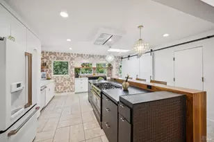 12 Longwood Dr, San Rafael, CA 94901 - Photo 24