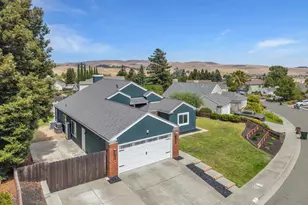 563 Morning Glory Dr, Benicia, CA 94510 - Photo 4