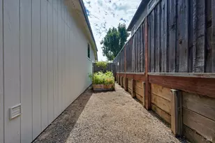 308 Ranch House Dr, Cloverdale, CA 95425 - Photo 36