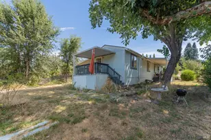 10755 Mobile Village Way, Willits, CA 95490 - Photo 16