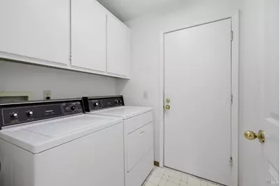 1416 Trainor Court, Suisun City, CA 94585 - Photo 24