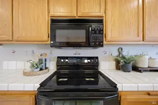 1416 Trainor Ct, Suisun City, CA 94585 - Photo 16