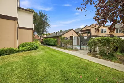 8201 Camino Colegio #89, Rohnert Park, CA 94928 - Photo 4