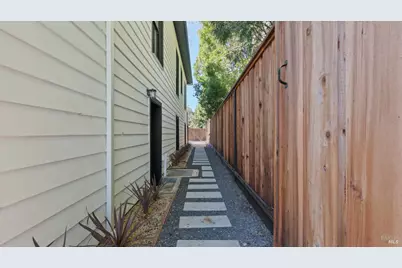 431 Brown Street, Napa, CA 94559 - Photo 40