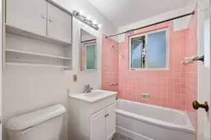 343 Somerset Rd, Oakland, CA 94611 - Photo 14