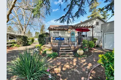 2060 Hagen Road, Napa, CA 94558 - Photo 4