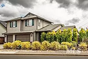 429 Pacific Heights Dr, Santa Rosa, CA 95403 - Photo 1
