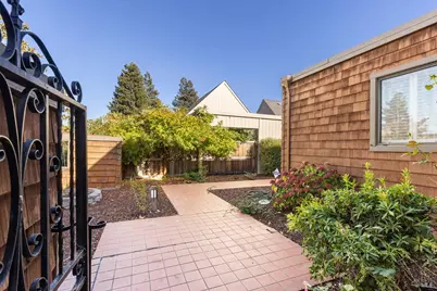1324 Avenida Sebastiani, Sonoma, CA 95476 - Photo 2