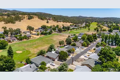 18210 Deer Hollow Road, Hidden Valley Lake, CA 95467 - Photo 6