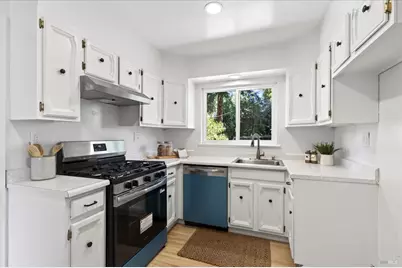 46 Los Cerritos Drive, Vallejo, CA 94589 - Photo 12
