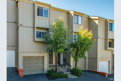 844 Reichert Avenue #11, Novato, CA 94945 - Photo 2