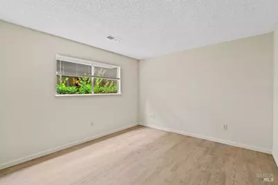 172 White Oak Drive, Santa Rosa, CA 95409 - Photo 18