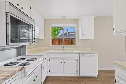 172 White Oak Drive, Santa Rosa, CA 95409 - Photo 14