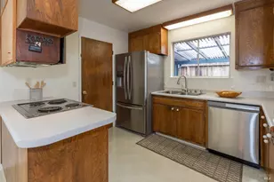 1249 St Francis Rd, Santa Rosa, CA 95409 - Photo 14