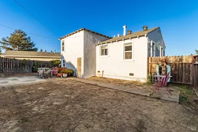 137 Hermosa Avenue, Vallejo, CA 94589 - Photo 38